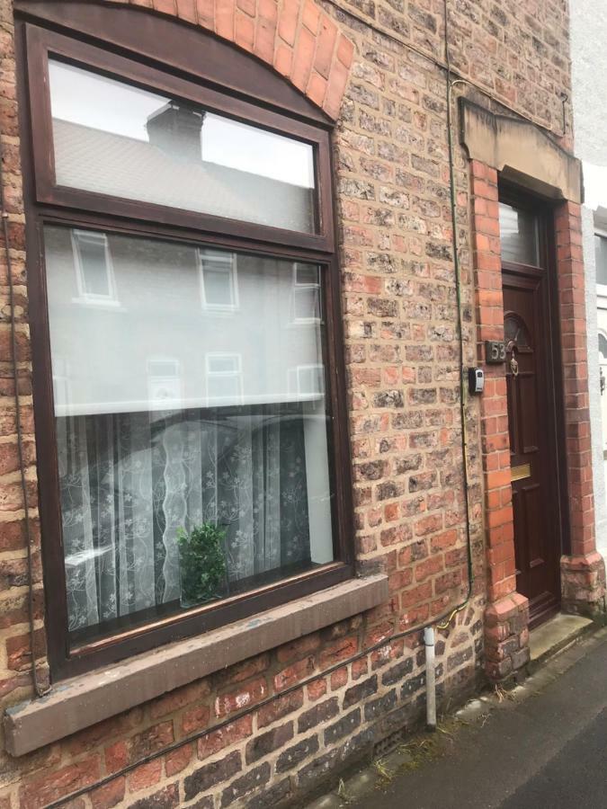 Вилла 53 Wellington Street Йорк Экстерьер фото