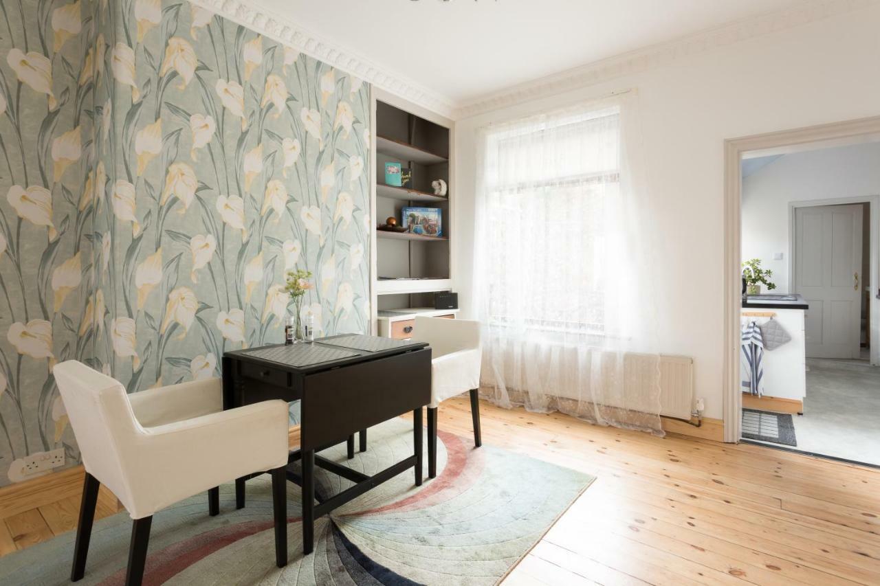 Вилла 53 Wellington Street Йорк Экстерьер фото